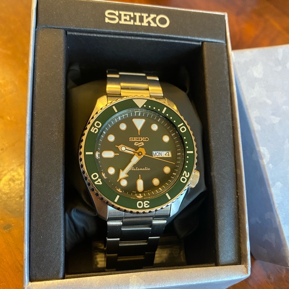 Seiko 5 Sports Watch - Picture 1 of 2